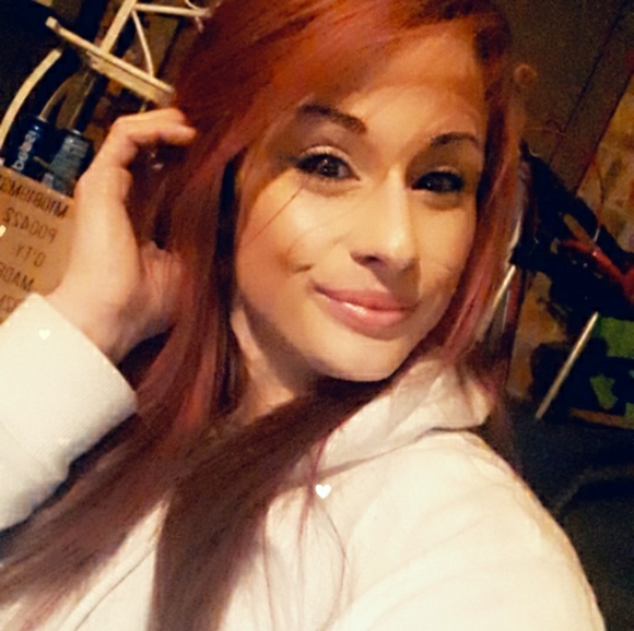 Meet your Posher, Jessica - Picture 10 of 16